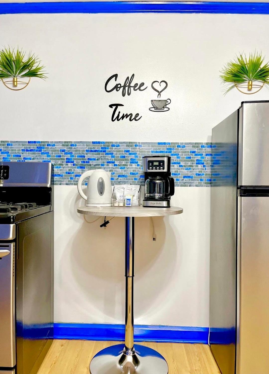 The Sapphire Haven - Your Old Brooklyn Oasis Awaits Families, Couples, Business Travelers Near Downtown With Parking, 300 Mb Wifi & Self Check-In Cleveland Exterior photo