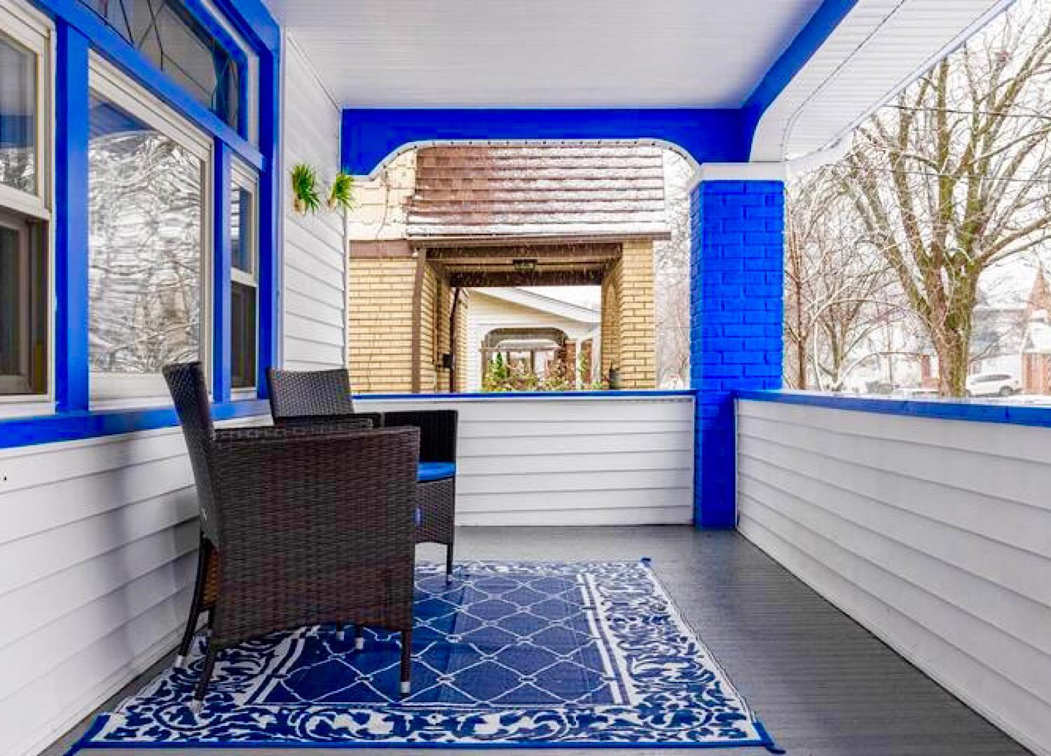 The Sapphire Haven - Your Old Brooklyn Oasis Awaits Families, Couples, Business Travelers Near Downtown With Parking, 300 Mb Wifi & Self Check-In Cleveland Exterior photo